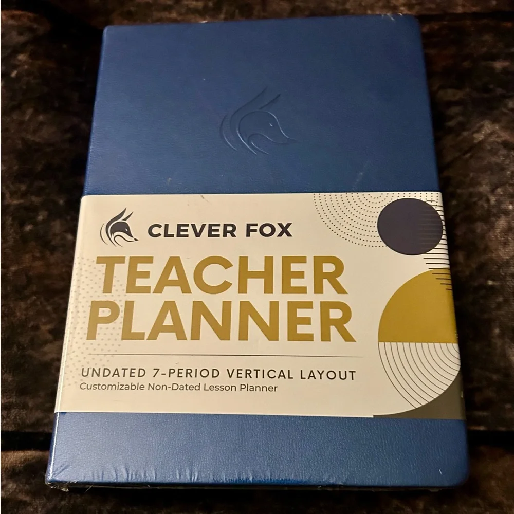 Clever Fox Teacher Planner School Year Planner w/Calendars & Lesson Plans 7”x10”